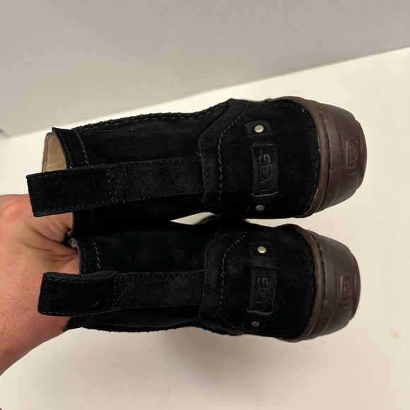 UGG Neevah S/N 1003421 Suede Boots in Black Size 7.0 - Picture 4 of 11